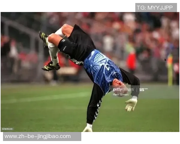 《通过球场风采与技术分析辨识足球巨星的独特魅力》